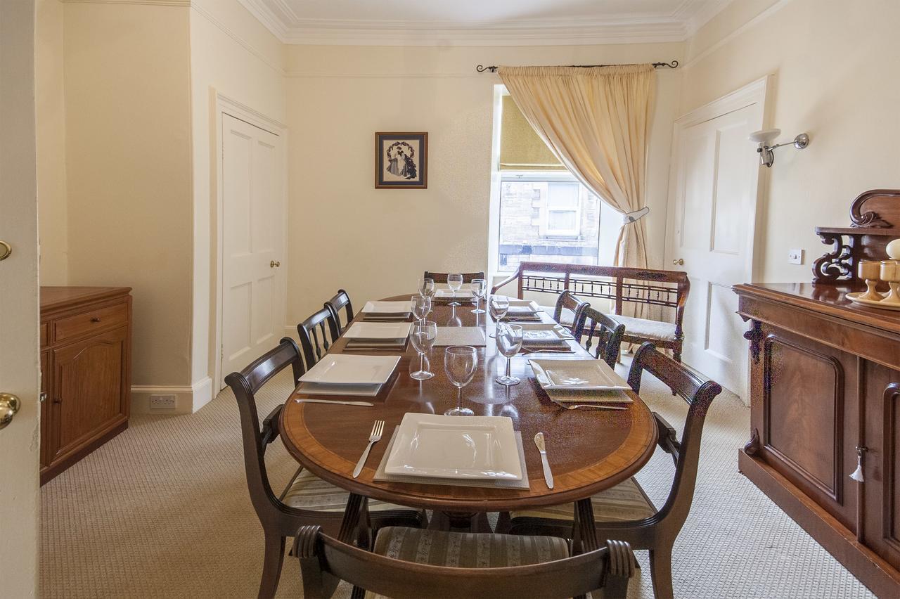 1 Varis Apartments Форес Екстериор снимка